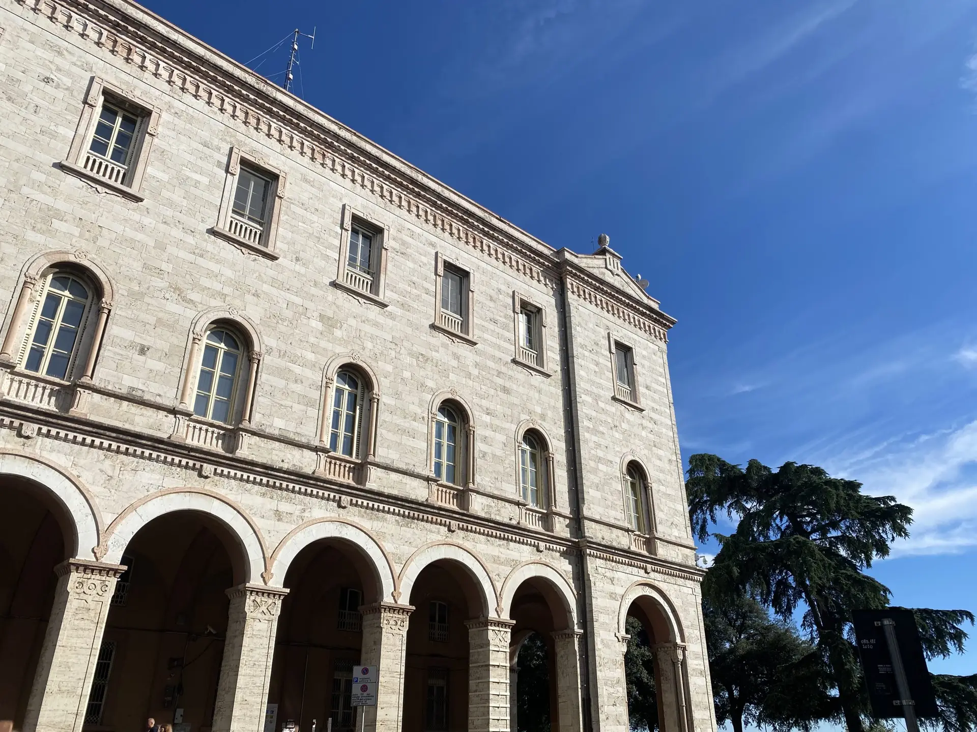 Immobilien kaufen Sardinien Italien – Pallocca Immobilien Berlin Prenzlauer Berg