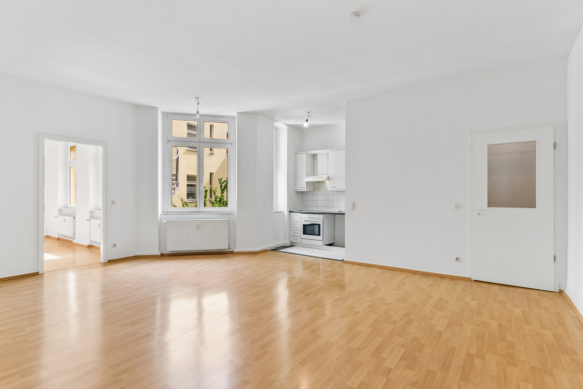 2-Zimmer-Altbauwohnung kaufen Prenzlauer Berg Wichertstraße 66m² – Pallocca Immobilien Berlin