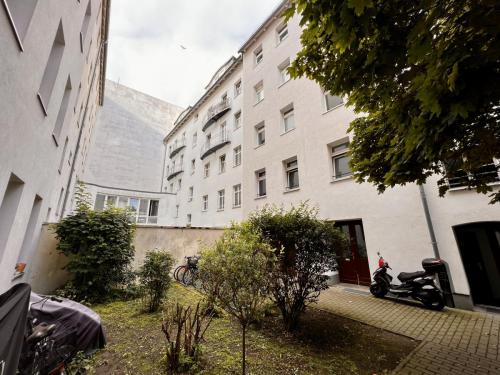 Mainzer Straße 2, 10247 Berlin